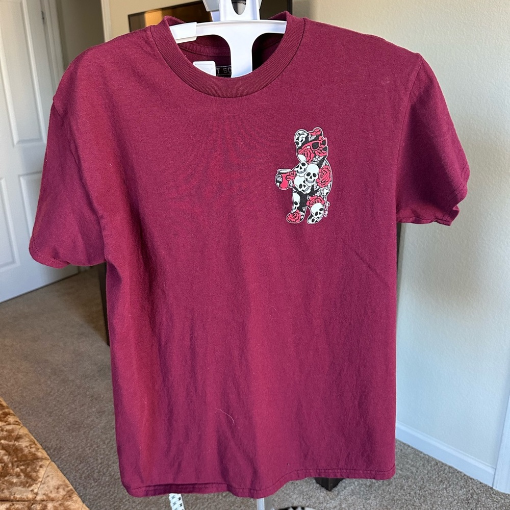 Riot Society bear tshirt rose skulls size medium